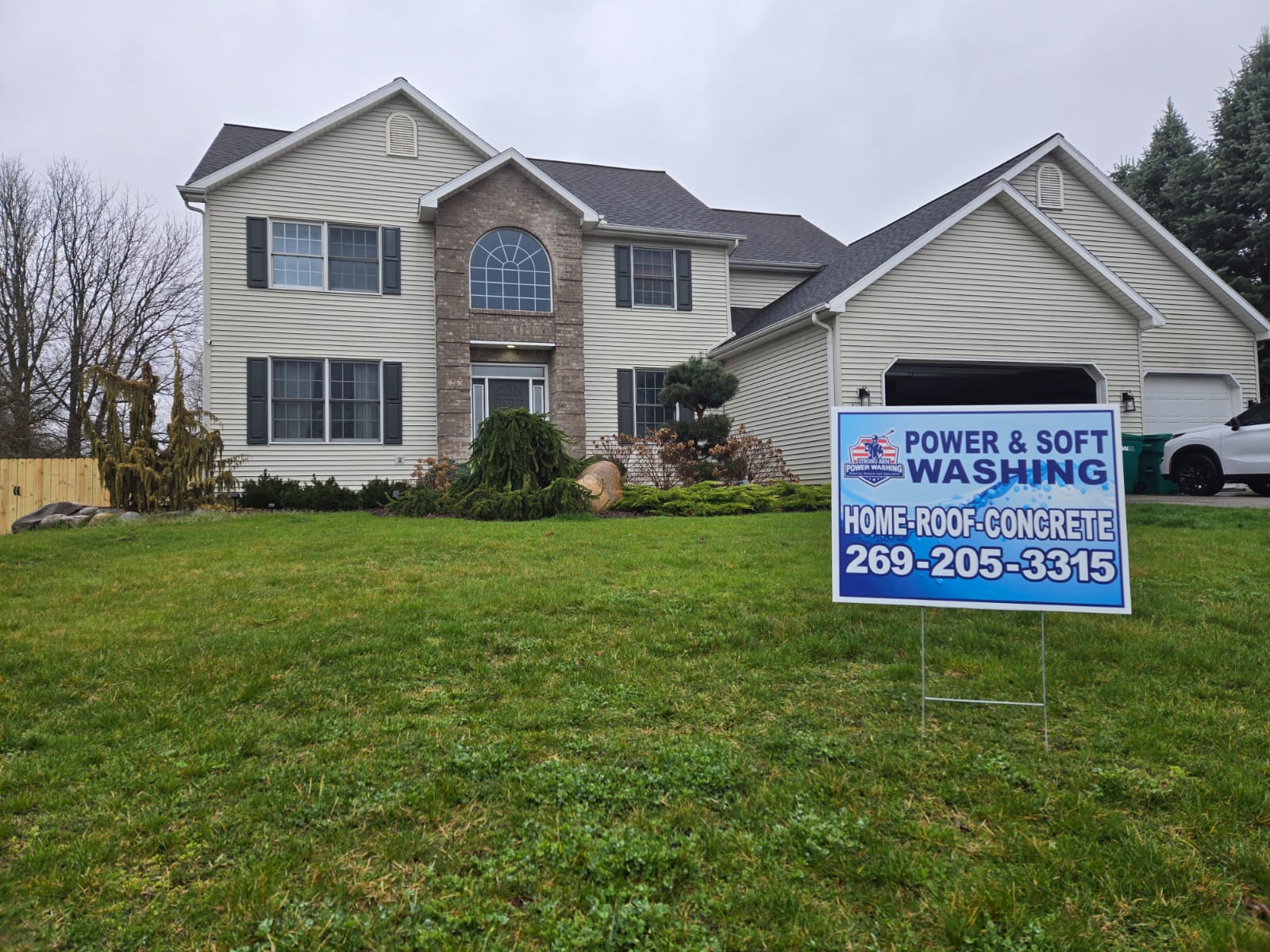 Battle Creek House Wash Experts: Strong Arm Power Washing Delivers Superior House Wash Results!